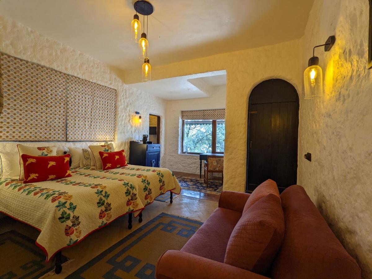 Blue Book At Gethia, Nainital Hotel Exterior foto